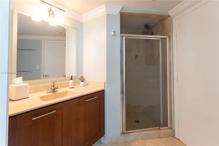 Metropolis at Dadeland #1609 image #27