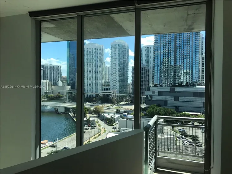 Neo Vertika #1522 image #11