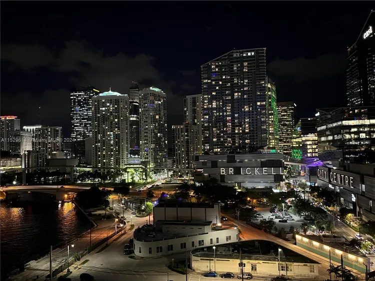 Neo Vertika #1522 image #14