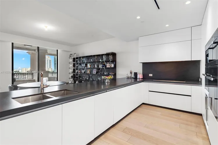 Palazzo Della Luna #6882 image #12