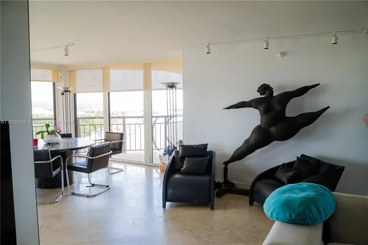 Grove Towers #10D image #18