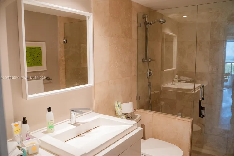 Grove Towers #10D image #30