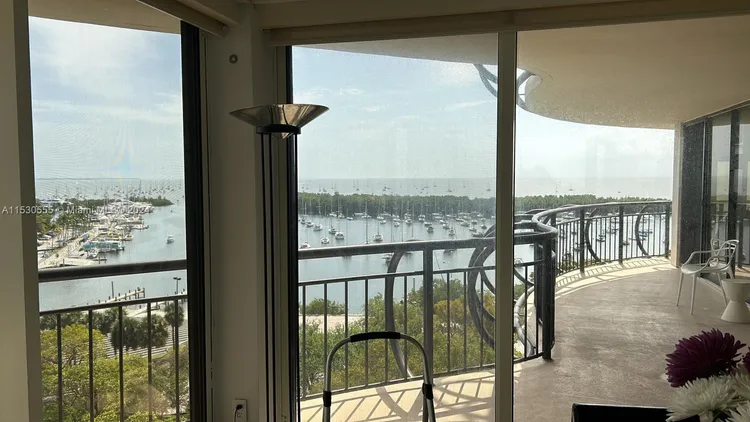 Grove Towers #10D image #33