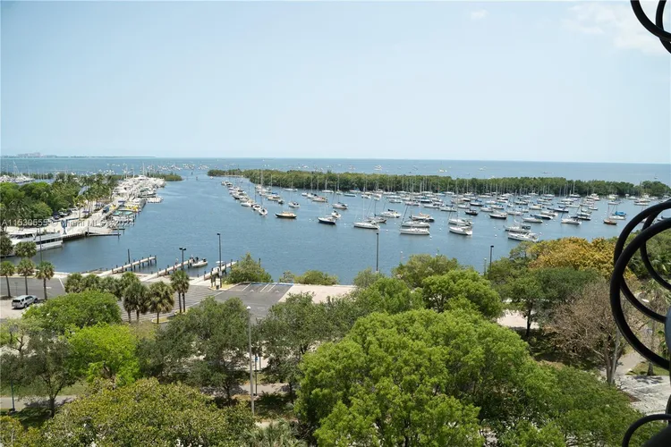 Grove Towers #10D image #38