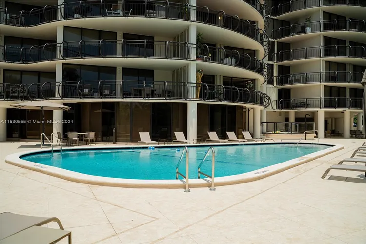 Grove Towers #10D image #45