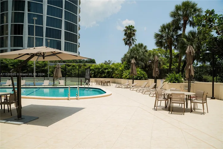 Grove Towers #10D image #47