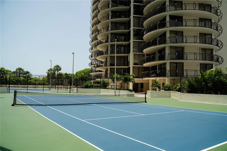 Grove Towers #10D image #54