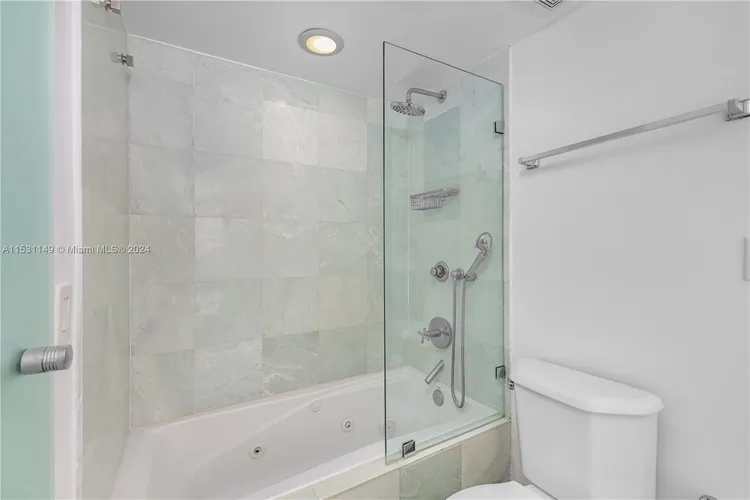 Nine Island Avenue #402 image #11