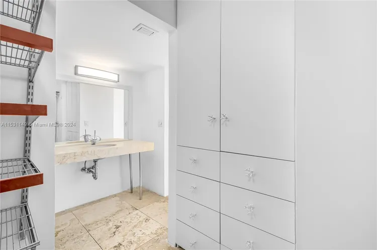 Nine Island Avenue #402 image #13