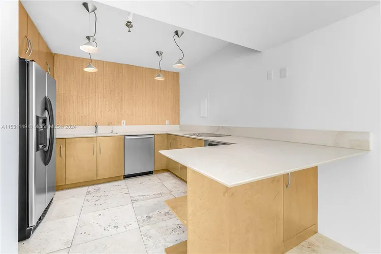 Nine Island Avenue #402 image #21