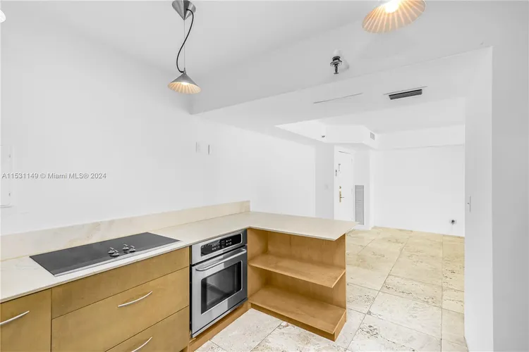 Nine Island Avenue #402 image #23