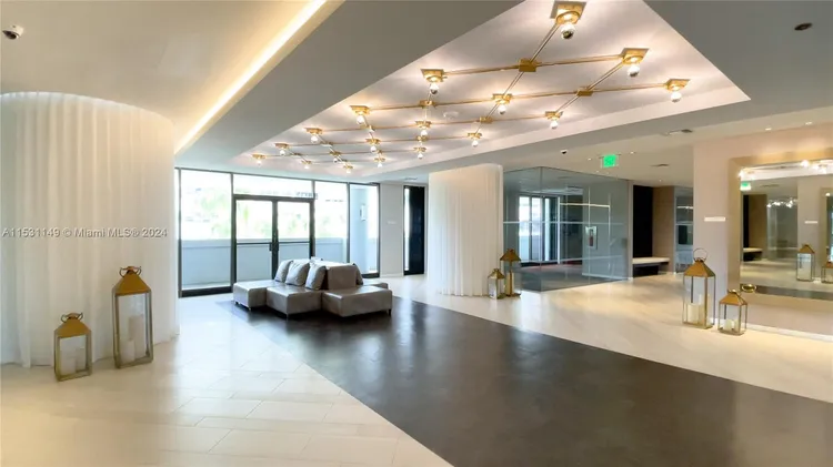 Nine Island Avenue #402 image #28