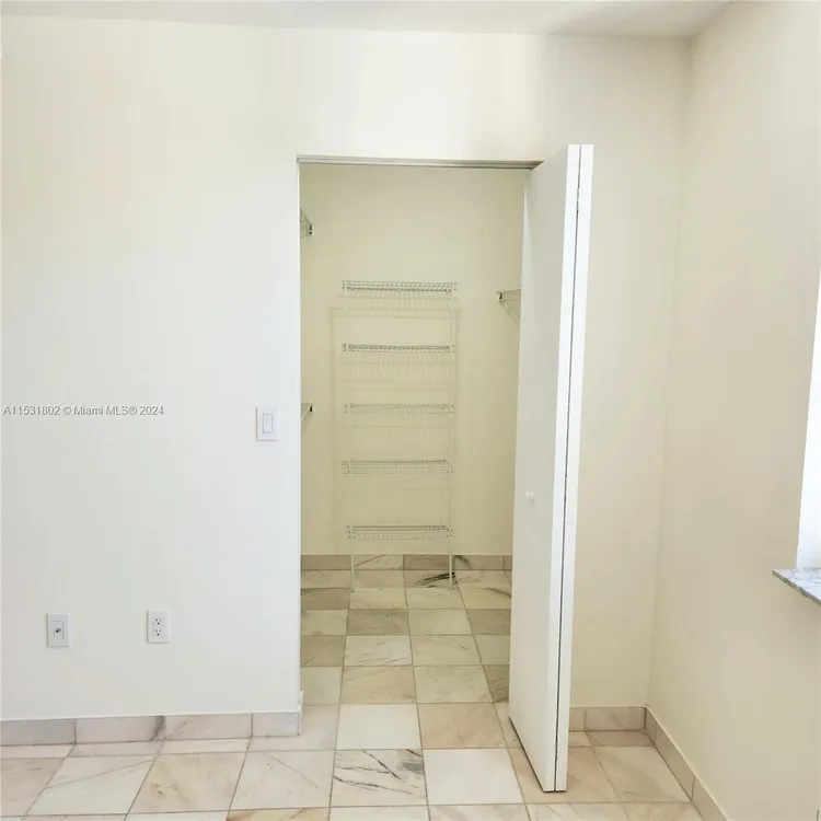 The Yacht Club at Aventura #4207 image #23