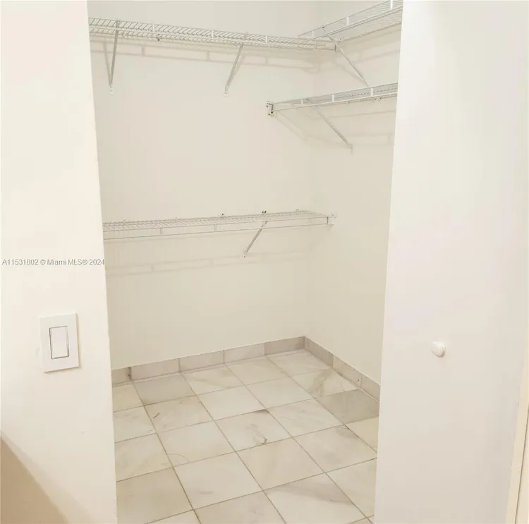 The Yacht Club at Aventura #4207 image #53