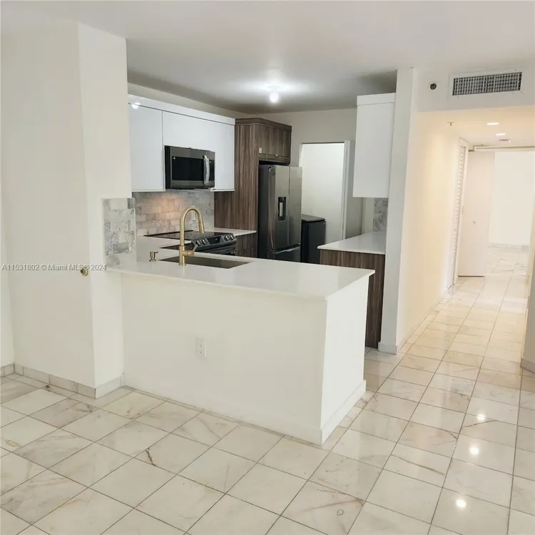 The Yacht Club at Aventura #4207 image #55