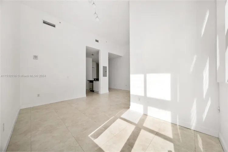 Edgewater Lofts #402 image #11