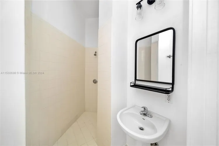 Edgewater Lofts #402 image #12