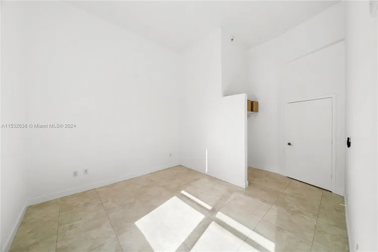 Edgewater Lofts #402 image #18