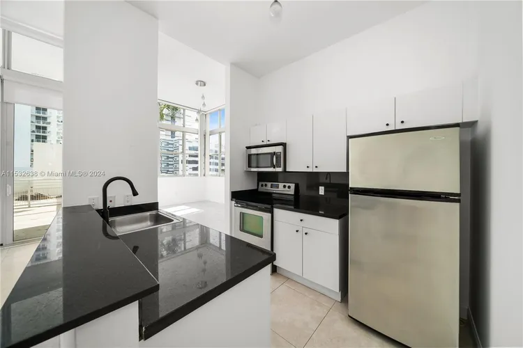 Edgewater Lofts #402 image #6