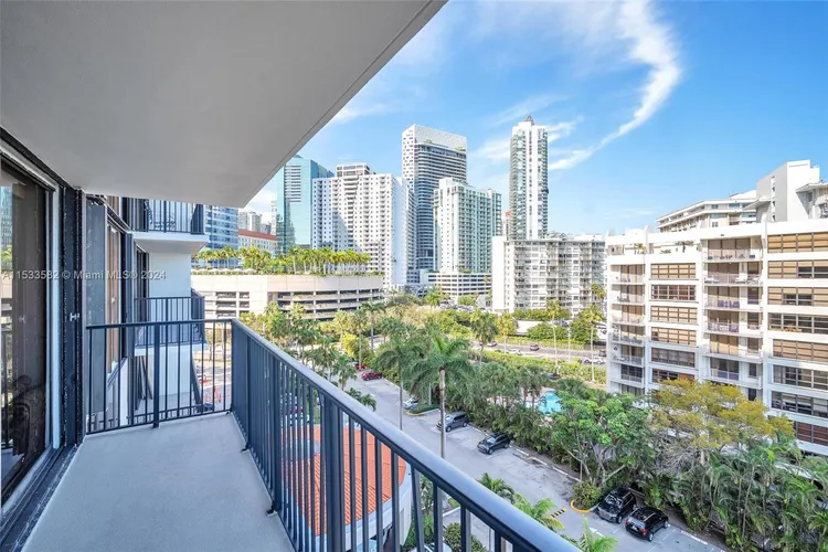 Costa Bella #802 image #22