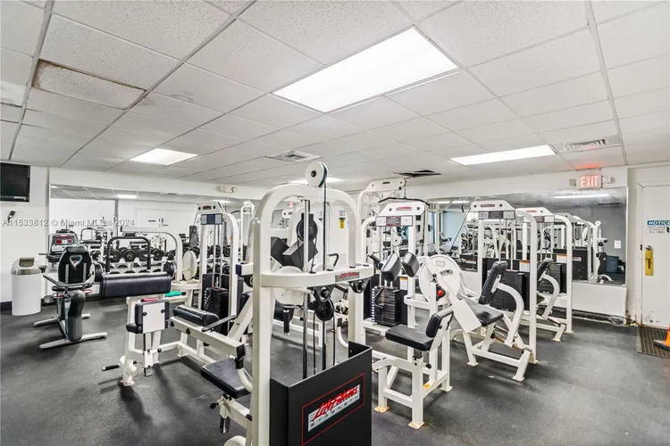 Sea Air Towers #1220 image #30