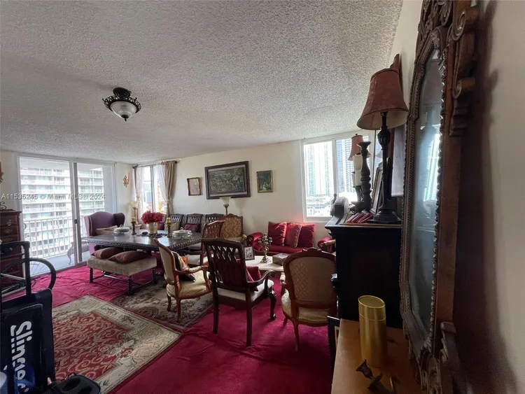 Madison Downtown #W-2209 image #16