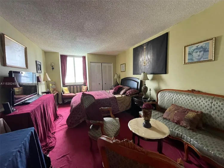 Madison Downtown #W-2209 image #25