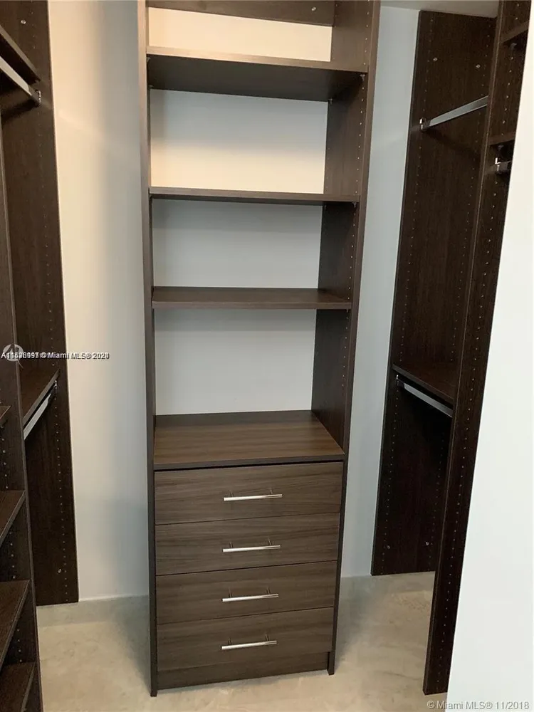 Aria on the Bay #4704 image #6