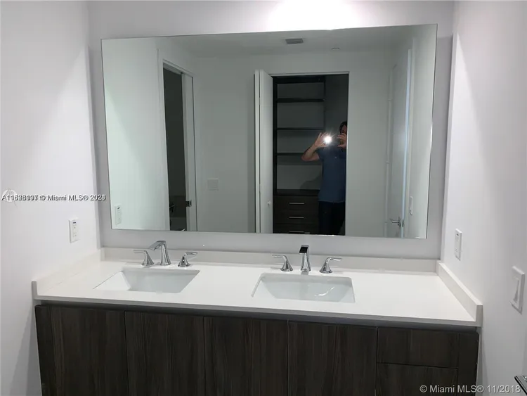 Aria on the Bay #4704 image #9