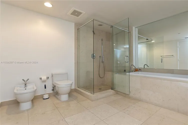 Icon Brickell II #2601 image #41
