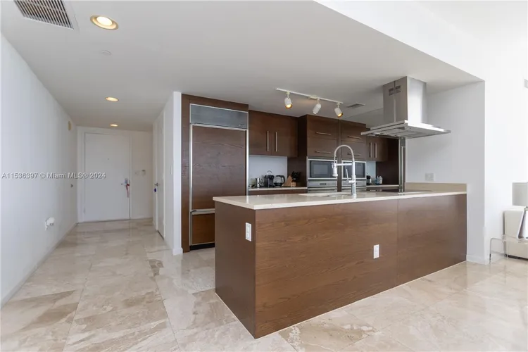 Icon Brickell II #2601 image #7