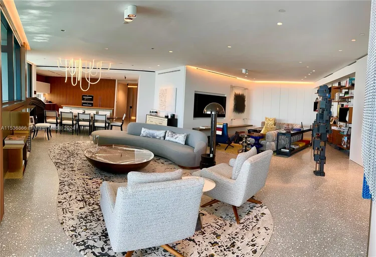 Porsche Design Tower #3501 image #25