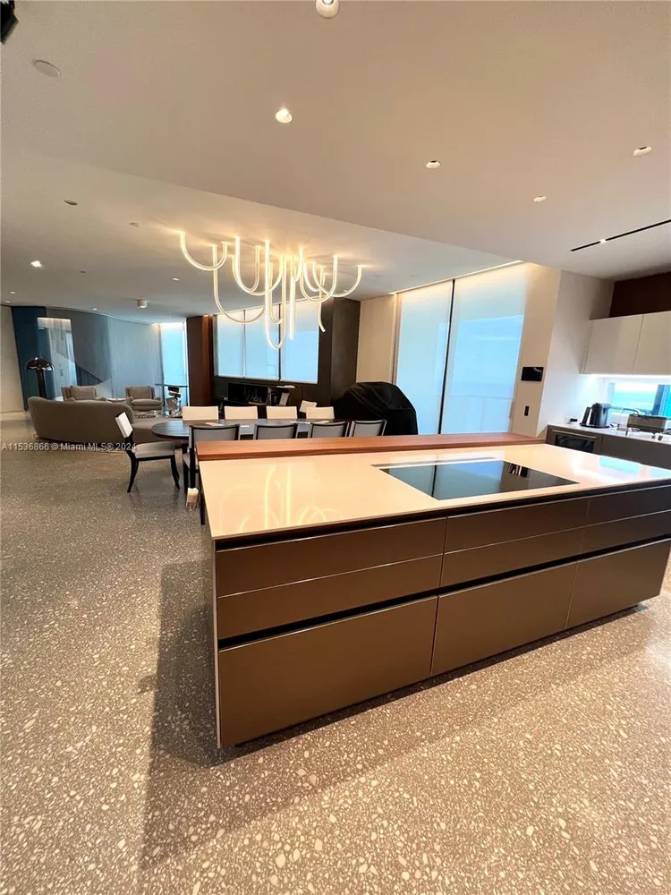 Porsche Design Tower #3501 image #31