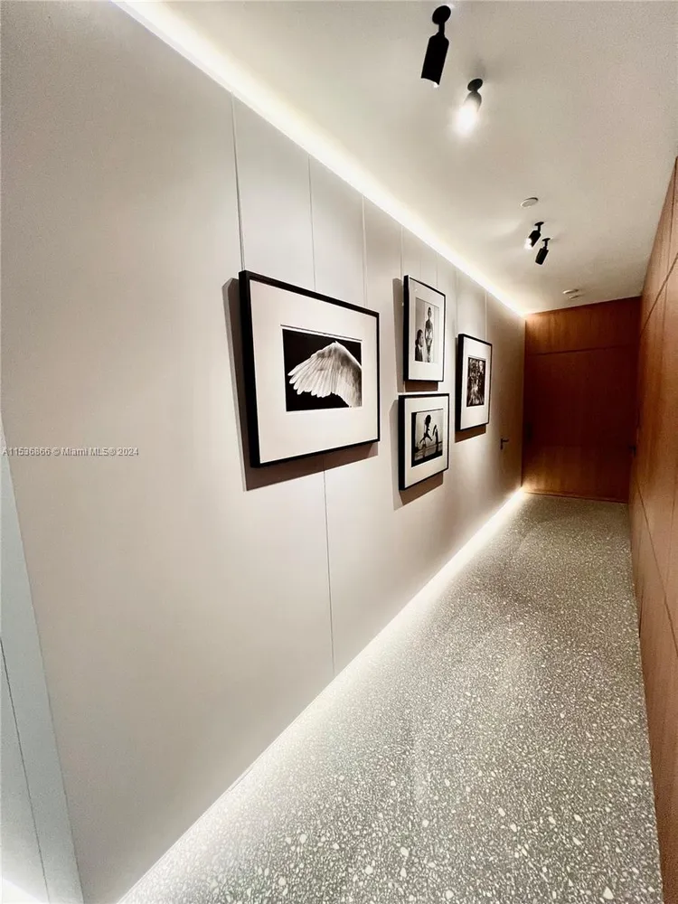 Porsche Design Tower #3501 image #35