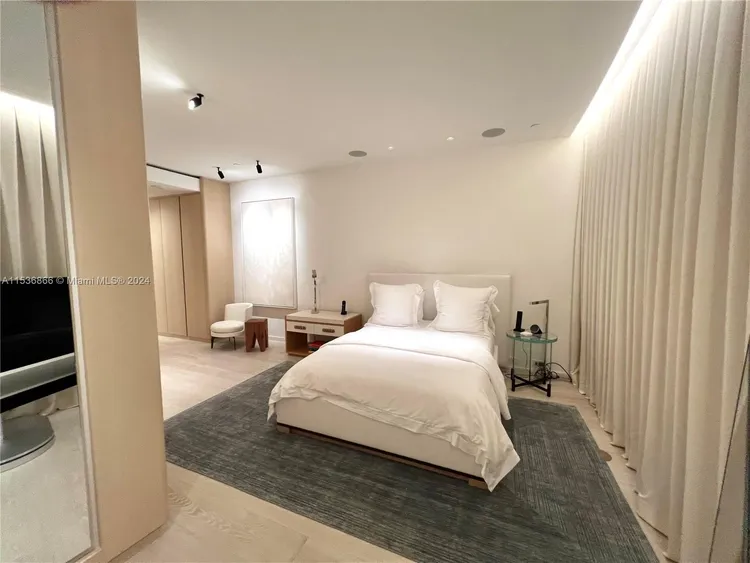 Porsche Design Tower #3501 image #49