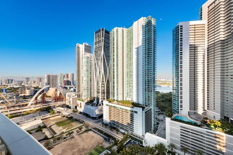 Paramount Miami Worldcenter #2505 image #12