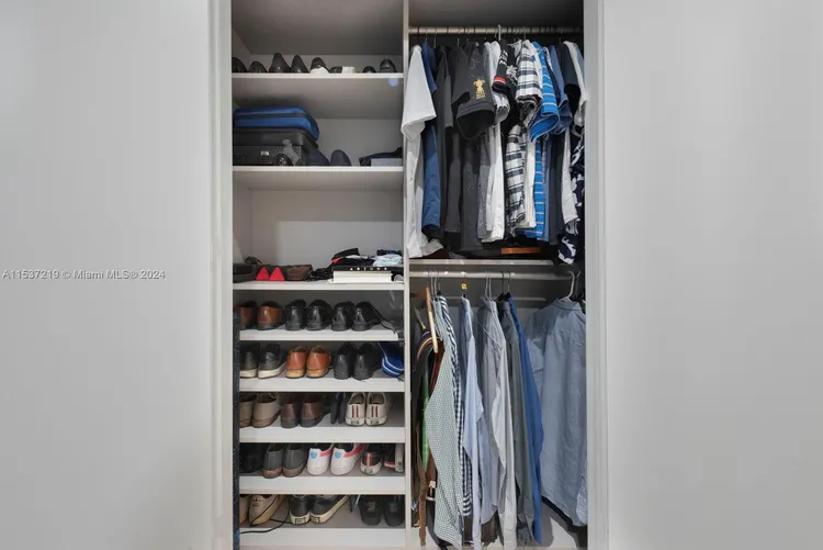 Paramount Miami Worldcenter #2505 image #27