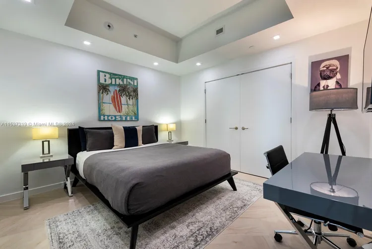 Paramount Miami Worldcenter #2505 image #28