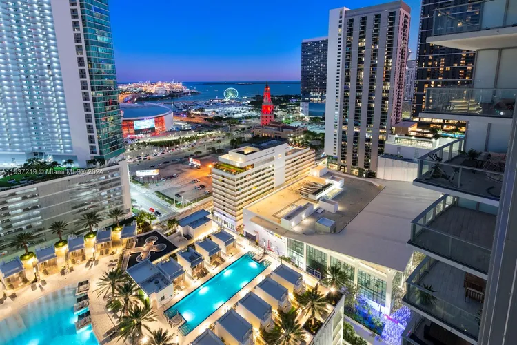 Paramount Miami Worldcenter #2505 image #44