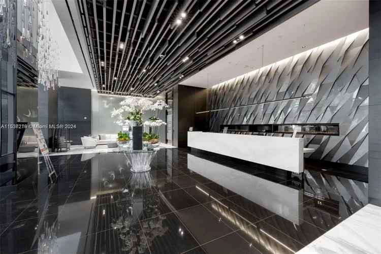 Paramount Miami Worldcenter #2505 image #48