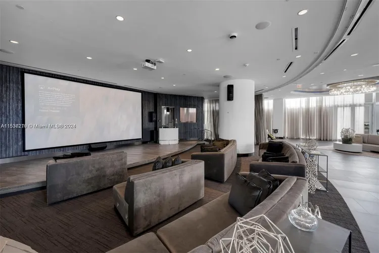 Paramount Miami Worldcenter #2505 image #78