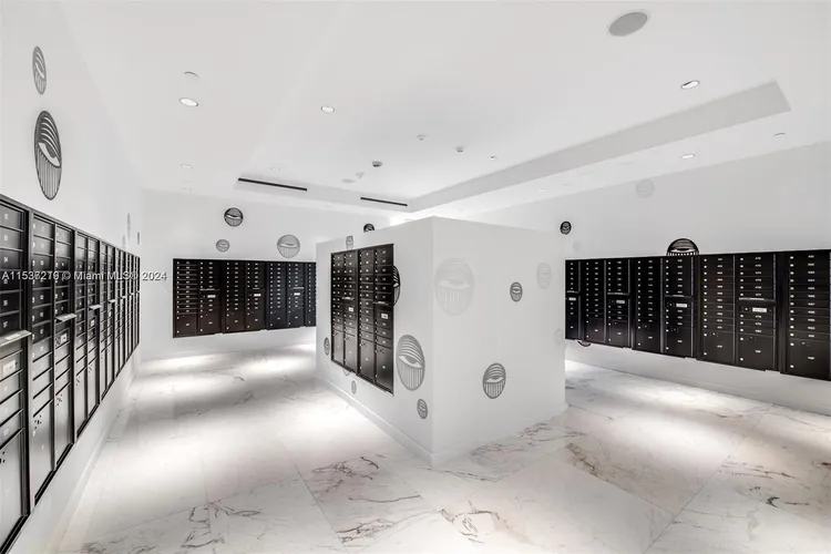 Paramount Miami Worldcenter #2505 image #82