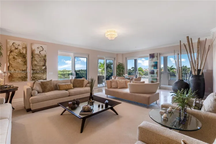 Padua Condo Deering Bay #233 image #15