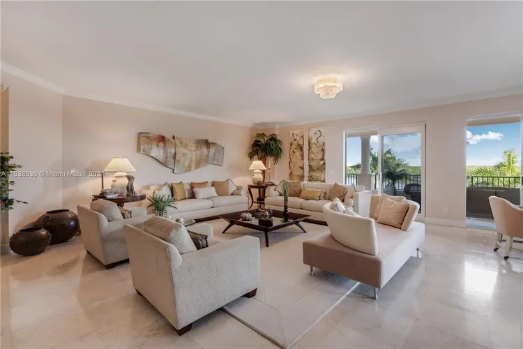 Padua Condo Deering Bay #233 image #16