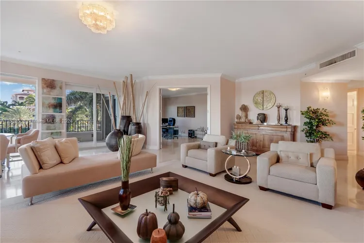 Padua Condo Deering Bay #233 image #17