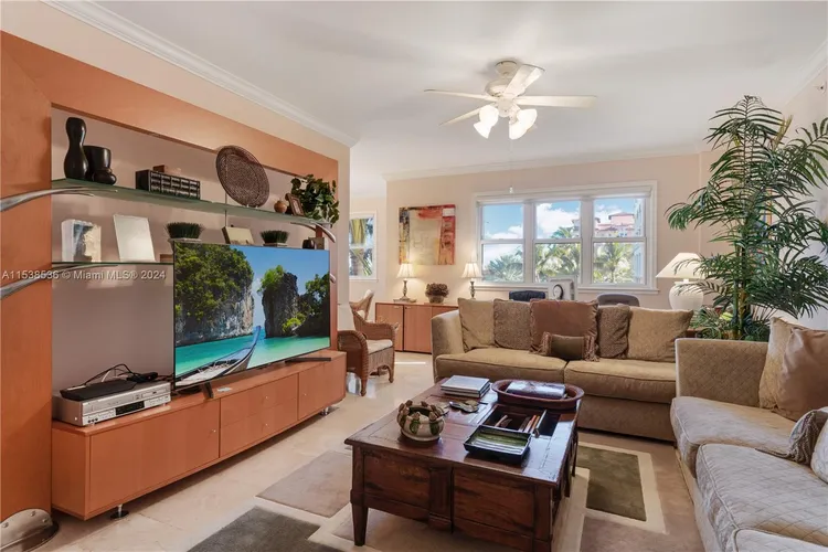 Padua Condo Deering Bay #233 image #23