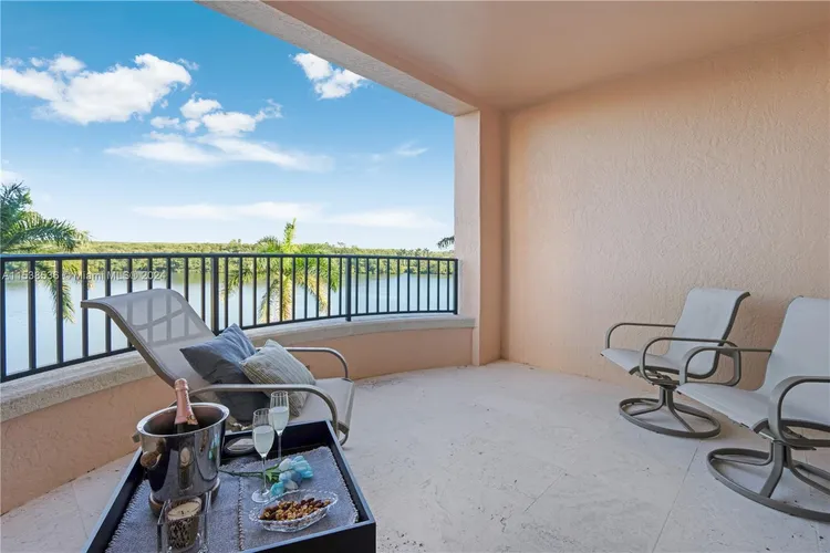 Padua Condo Deering Bay #233 image #29