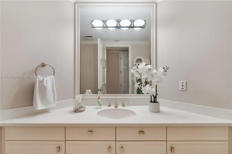 Padua Condo Deering Bay #233 image #52