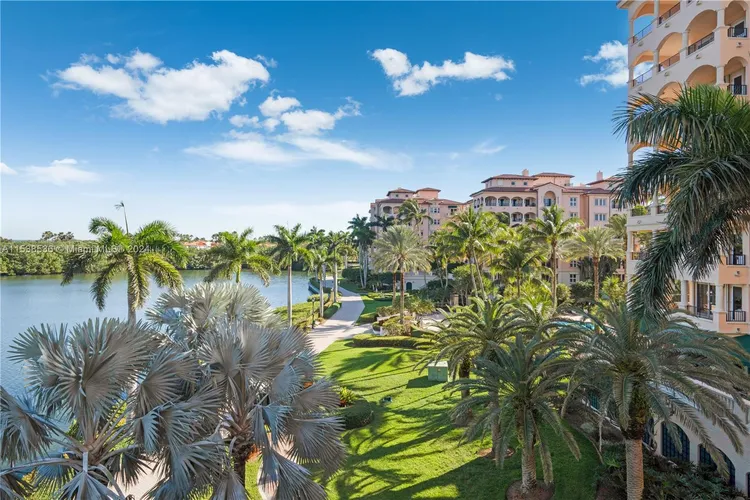 Padua Condo Deering Bay #233 image #7