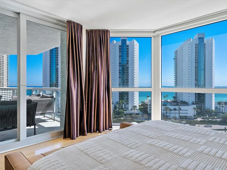 Oceania IV #1241 image #16